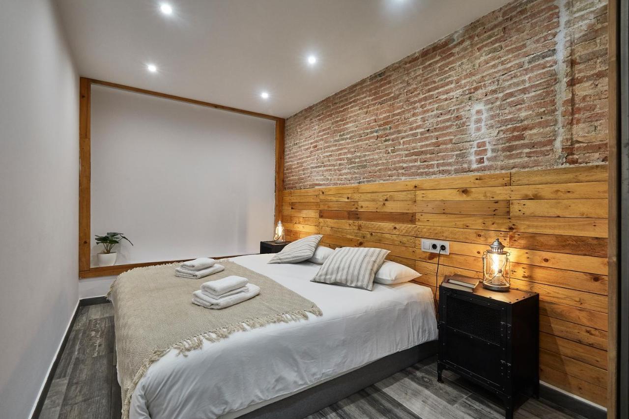 Apartmán Bbarcelona Duplex Poble Sec Exteriér fotografie