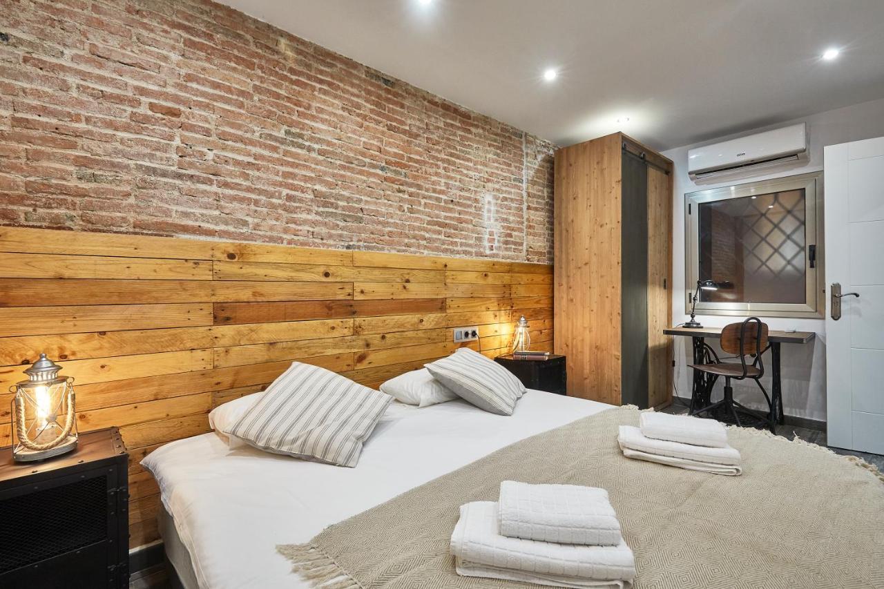 Apartmán Bbarcelona Duplex Poble Sec Exteriér fotografie